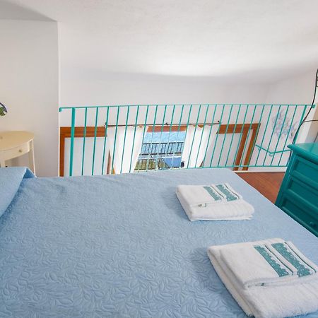 ポルト・ロトンド Casa Vacanze Il Cisto - Golfo Di Marinellaヴィラ エクステリア 写真