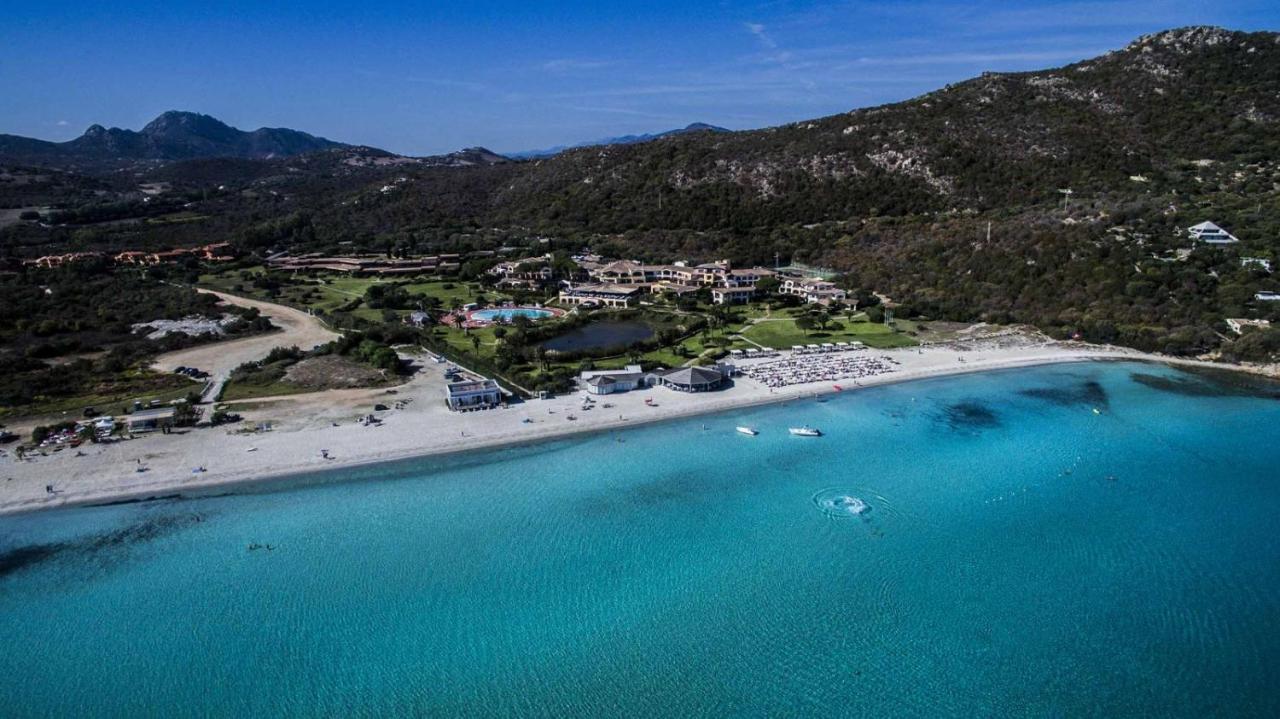 ポルト・ロトンド Casa Vacanze Il Cisto - Golfo Di Marinellaヴィラ エクステリア 写真