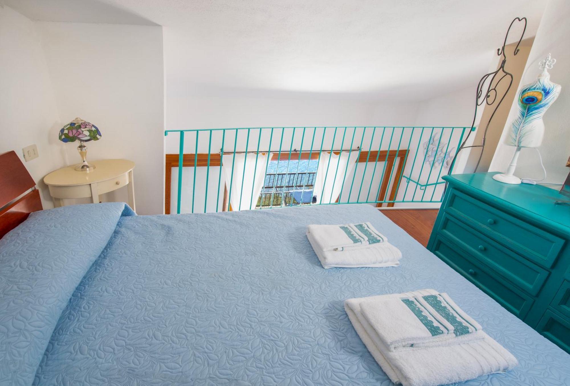 ポルト・ロトンド Casa Vacanze Il Cisto - Golfo Di Marinellaヴィラ エクステリア 写真