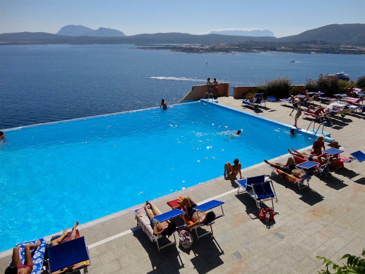 ポルト・ロトンド Casa Vacanze Il Cisto - Golfo Di Marinellaヴィラ エクステリア 写真